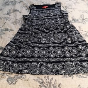 Stretchy Navy and White dress